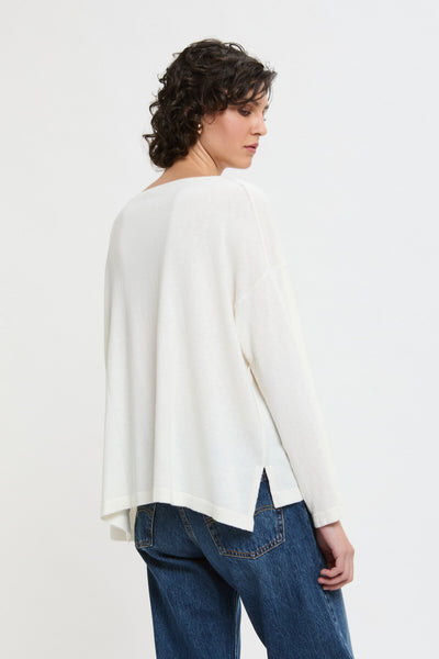 MAGLIONE MANICHE AMPIE COLLO ROTONDO